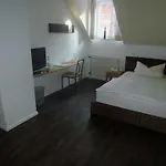 Bergbauer Mit Late-self-check-in