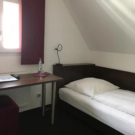 Bergbauer Mit Late-self-check-in Hotel