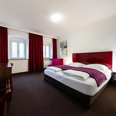 Bergbauer Mit Late-self-check-in Hotel Neuburg an Der Donau