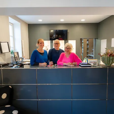 Bergbauer Mit Late-self-check-in 3*
