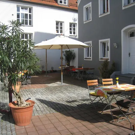 Bergbauer Mit Late-self-check-in Ξενοδοχείο Neuburg an Der Donau