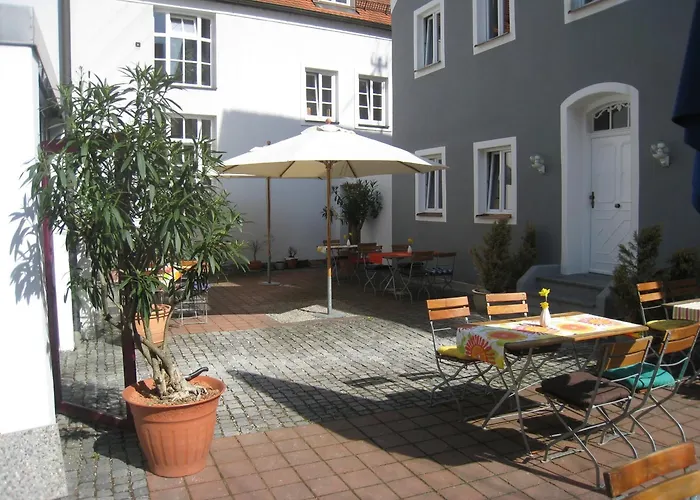 Bergbauer Mit Late-self-check-in Hotel Neuburg an Der Donau